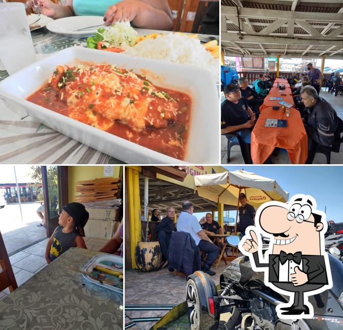 Here's a picture of Restaurante Mar Azul