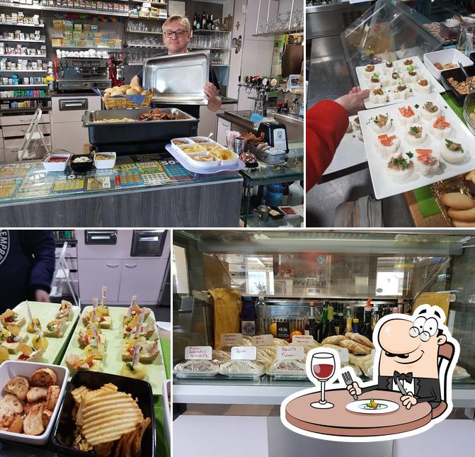 Cibo al La terrazza bar 92 Distributori automatici H24