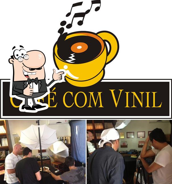 Here's a photo of Café com Vinil