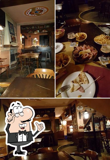 Siediti a un tavolo di Donegal Irish Pub