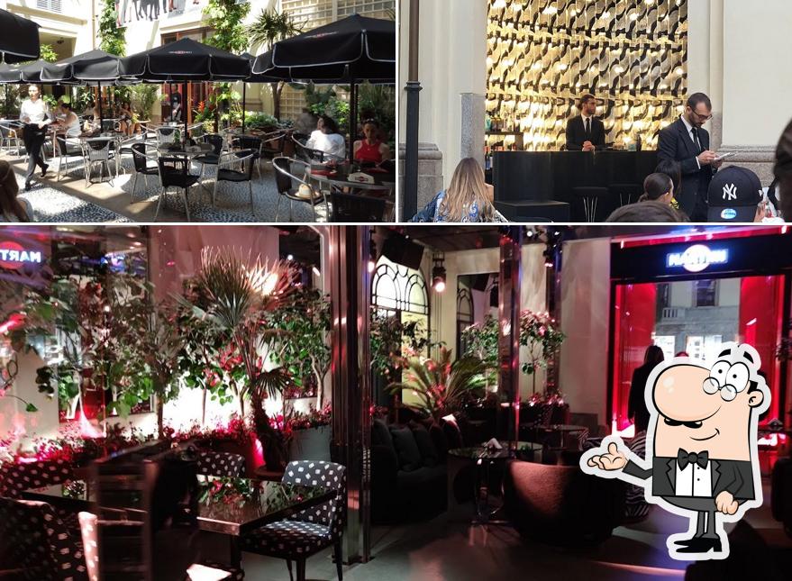 Dai un'occhiata agli interni di DG Martini