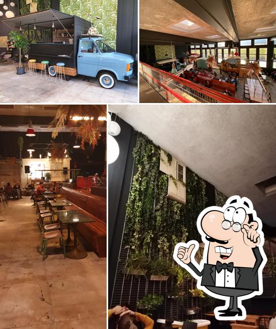 L'intérieur de L' AMBASSADE