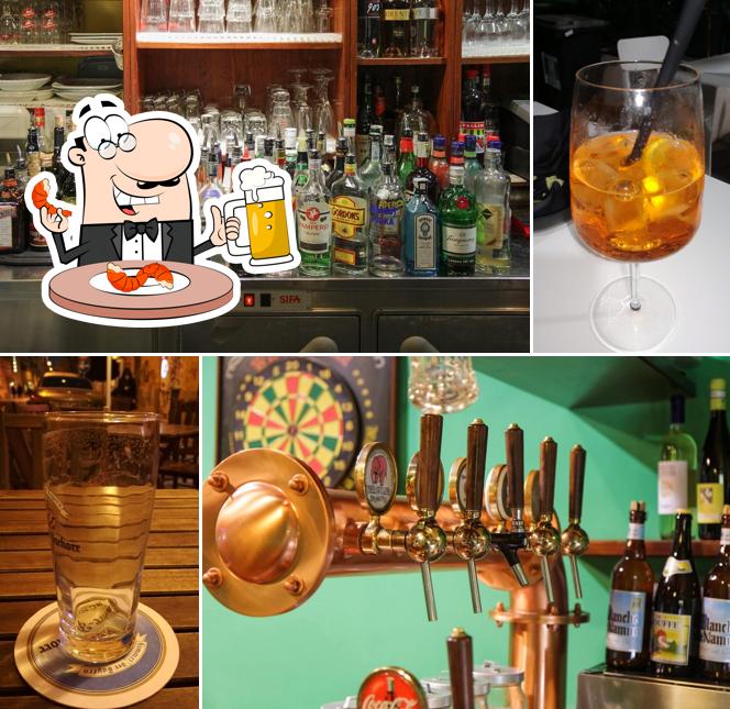 Puoi goderti un rinfrescante bicchiere di birra chiara o scura