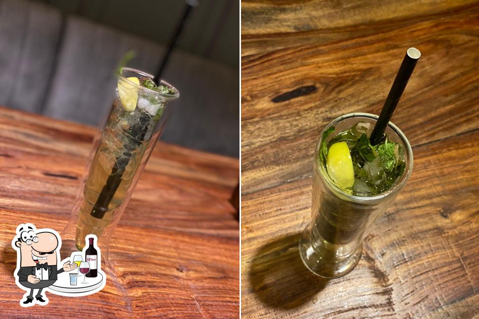 Pomodoro Cafe and Lounge serves alcohol