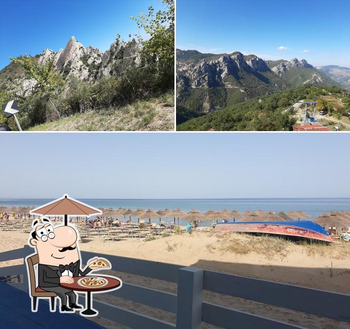 Goditi la vista dagli esterni di Metapoint bar stazione di servizio metano