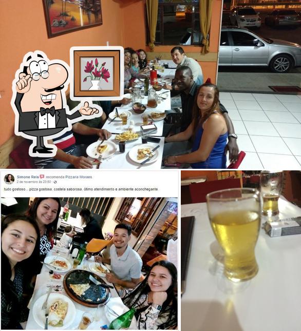 Veja imagens do interior do Pizzaria Moraes