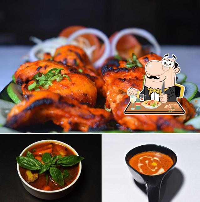 Food at Hong Kong Restaurant & Bar (한국 식당)