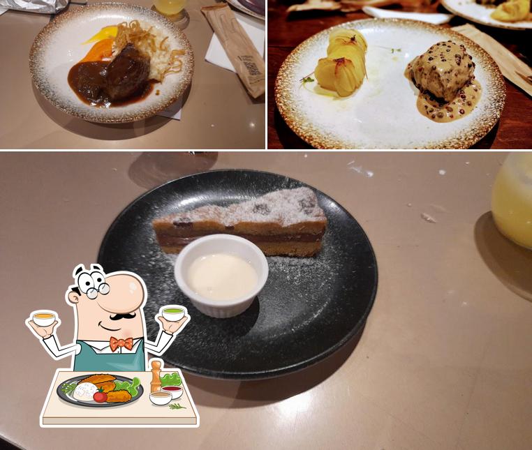 Platos en Moleska Gastrobar