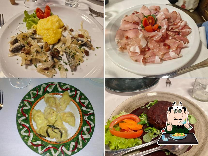 Platti al La Taverna di Via Stella