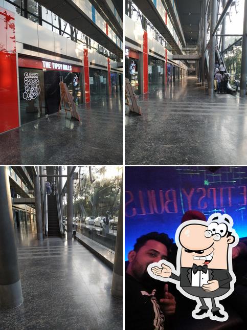 Here's a picture of THE TIPSY BULLS