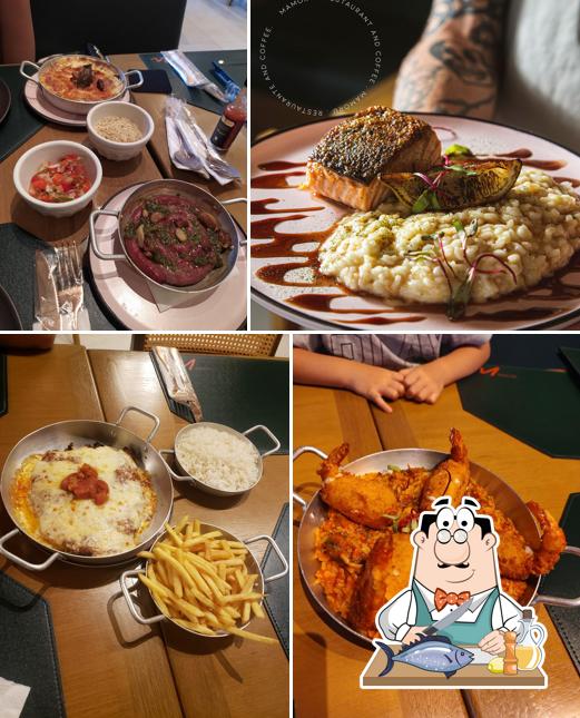 Salmão grelhado em Mamoru Restaurant and Coffee