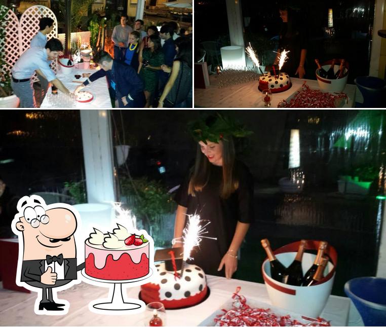 Vedi questa foto di Caffe Megaride