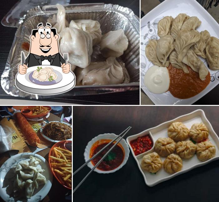 Dumplings at MOMO'S & TWISTATO'S