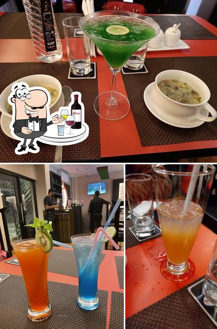 Shanghai - FLAVOURS OF CHINA TOWN (Jadavpur) serves alcohol
