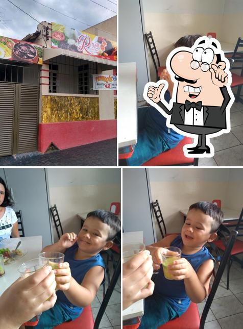 O interior do Rhalf Refeições