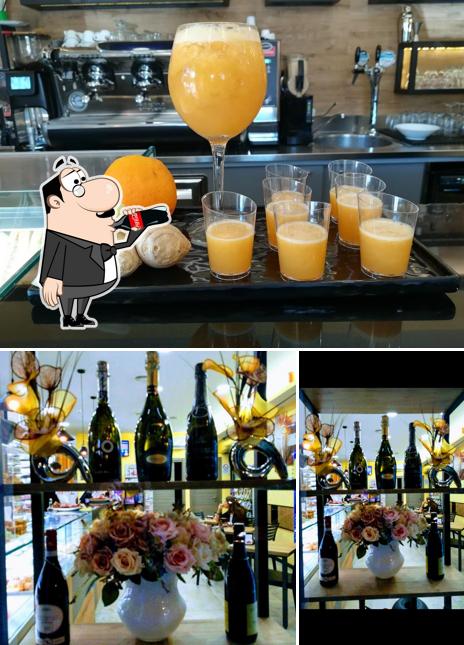 La immagine di bevanda e cibo da L'Angolo Bar Tabacchi