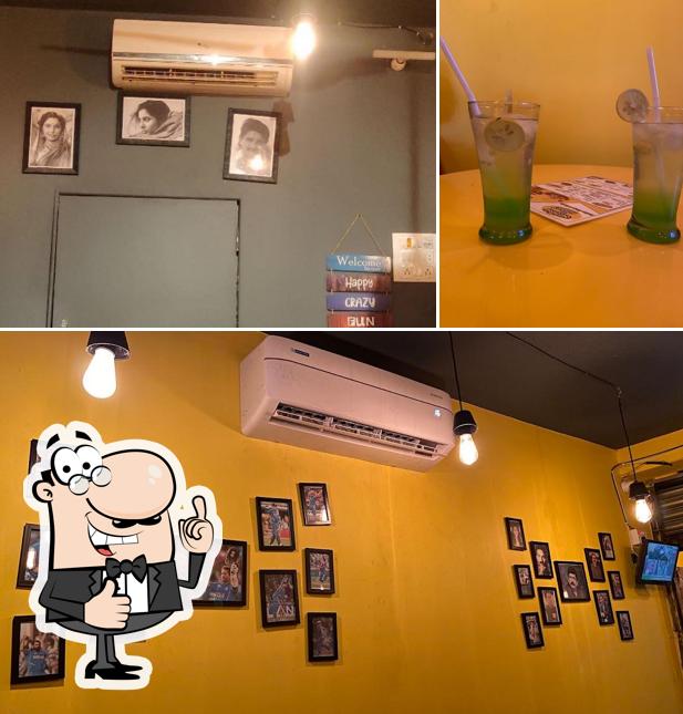 Here's a picture of Khashil ka pishil ? Cafe