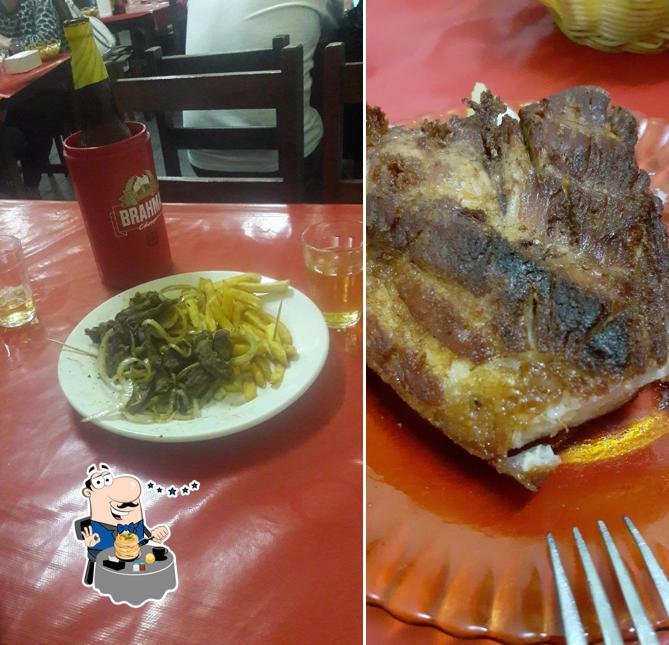 Platos en Bar do Torresmo