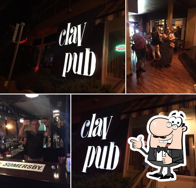 Clay's Formula 1 Pub