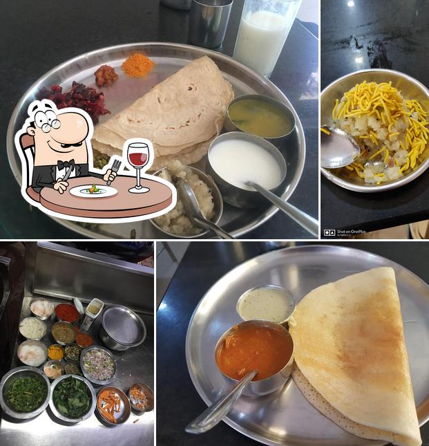 Hotel Aaradhya (Veg}