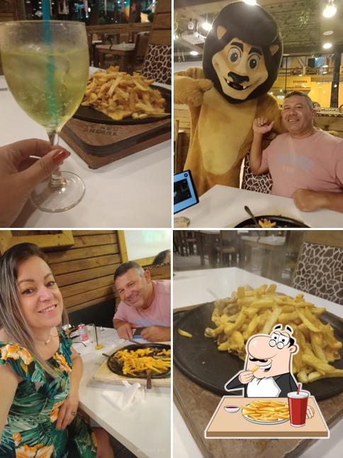 Batata frita em Mundo Animal Lanchonete Temática Arroio do Sal - Comidas e Bebidas