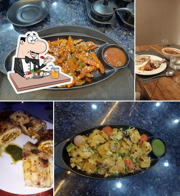 Food at New Cloud 99 restra with disco