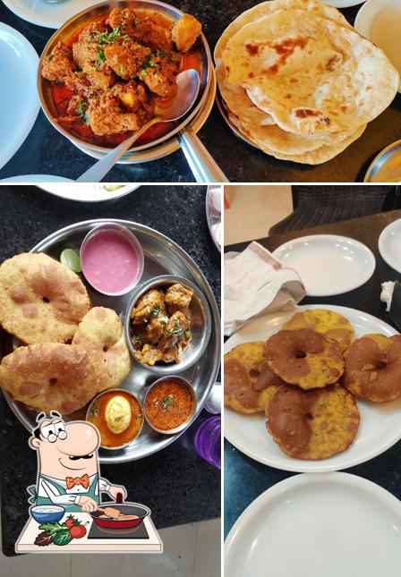 Chicken curry at Nisarg Dhaba mahabaleshwar-pratapgad road haroshi