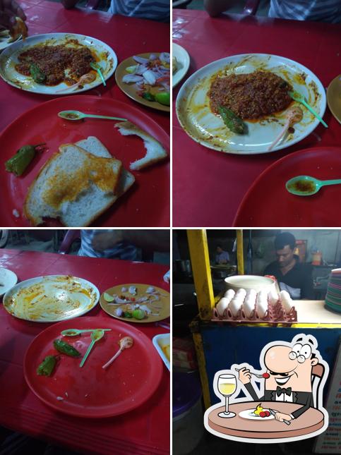 Meals at Husenbhai Omlet Wala