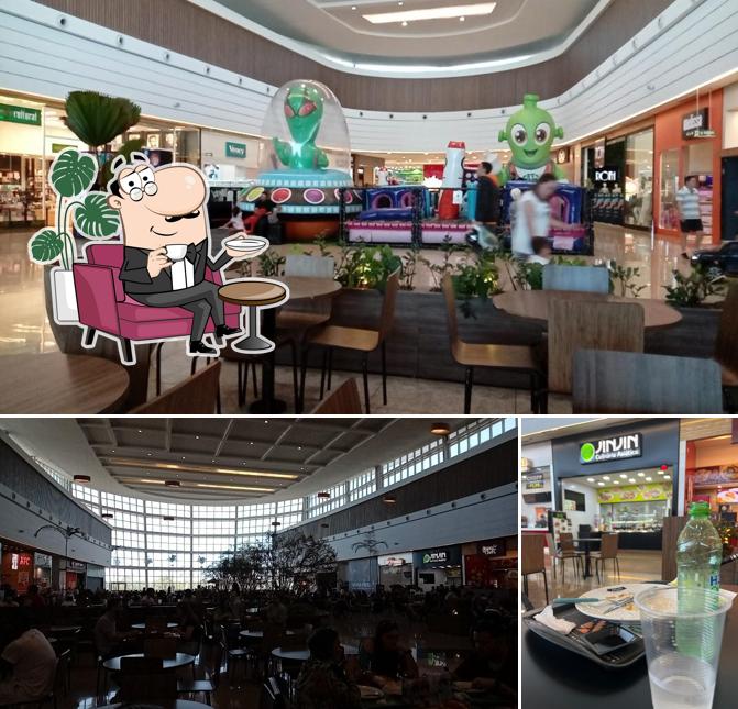 O interior do Jin Jin Culinária Asiática - Shopping Botucatu