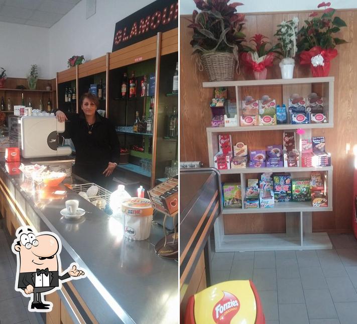 Siediti a un tavolo di Bar 4 Star