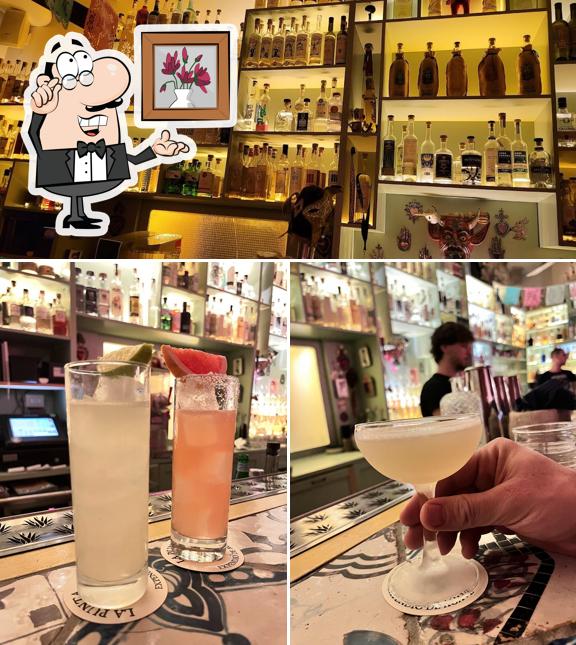 Siediti a un tavolo di La Punta Expendio de Agave