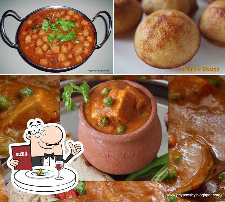 Food at Meenakshi Bhavan