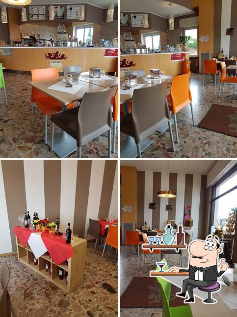 Siediti a un tavolo di Coffee'S Angels S.R.L