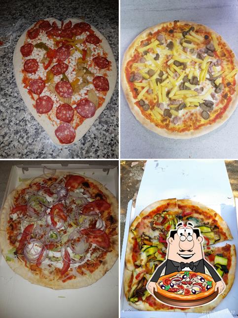 Ordina una pizza a LA PIZZARELLA DI EISA KAMEL ( Kamil )