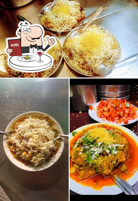 Food at Famous Ragda