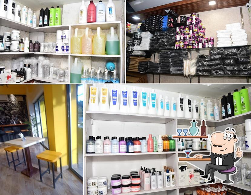 Check out how happy hoolock's looks inside