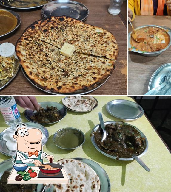 Chicken curry at Chache Da Dhaba