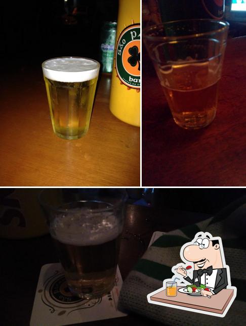 A foto do São Patrício Bar’s comida e cerveja