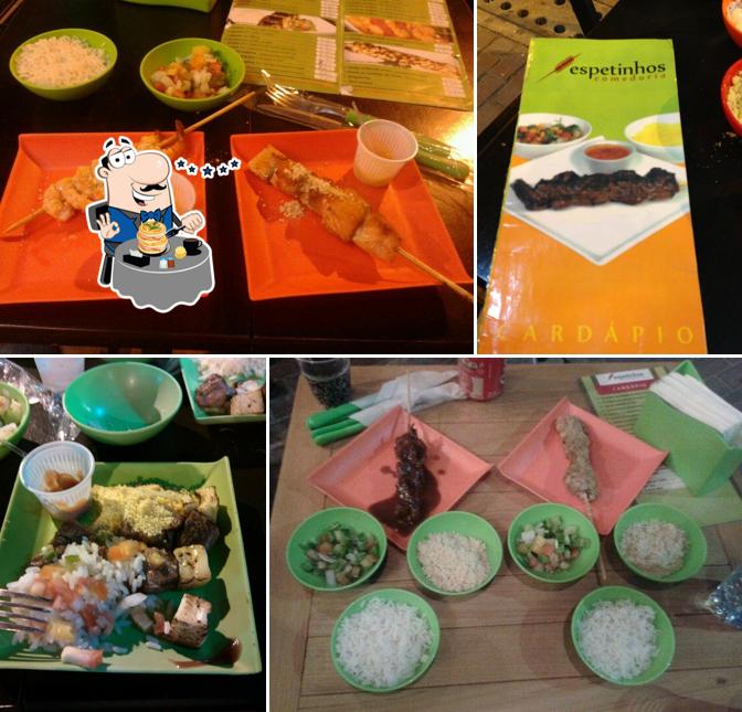 Espetinhos comedoria