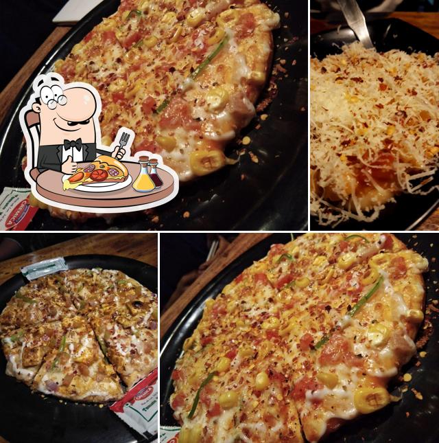 Order different variants of pizza