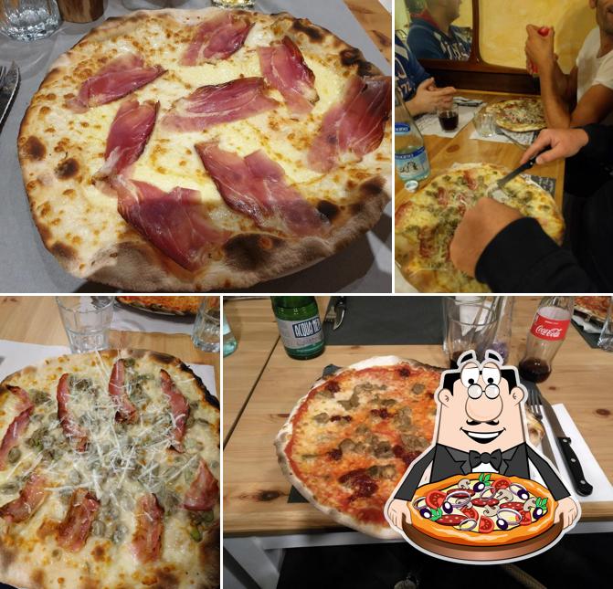 Scegli tra le molte varianti di pizza