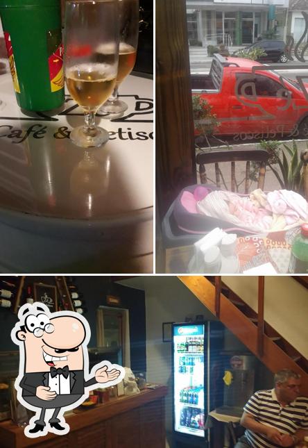 Look at the image of Zé Café e Petiscos