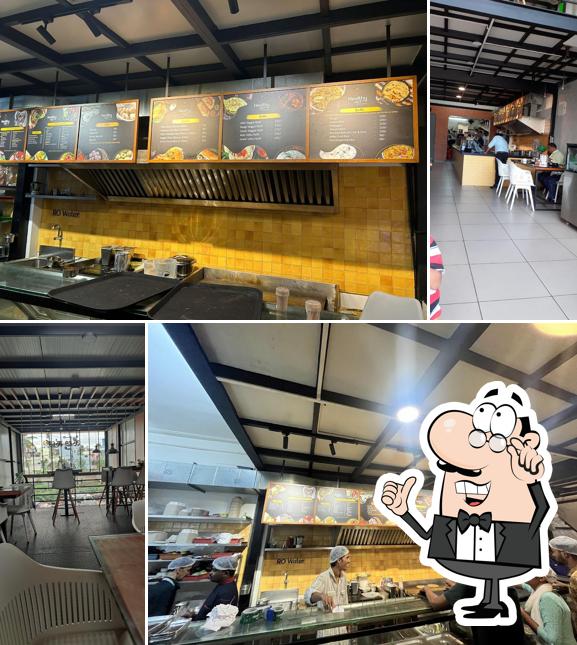 Check out how Healthy Hut looks inside