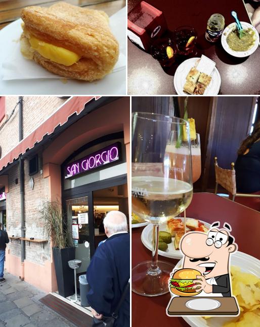 Ordina un hamburger a Pasticceria San Giorgio