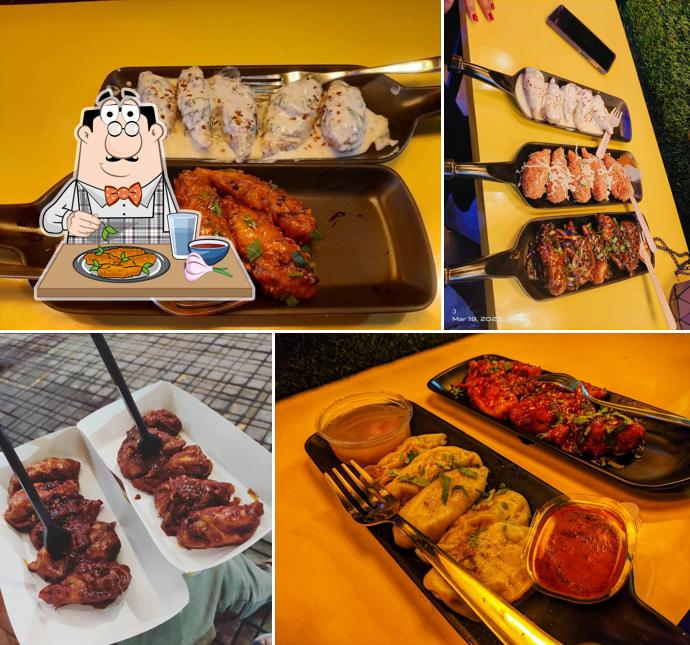 Chicken wings at Momomia mourigram