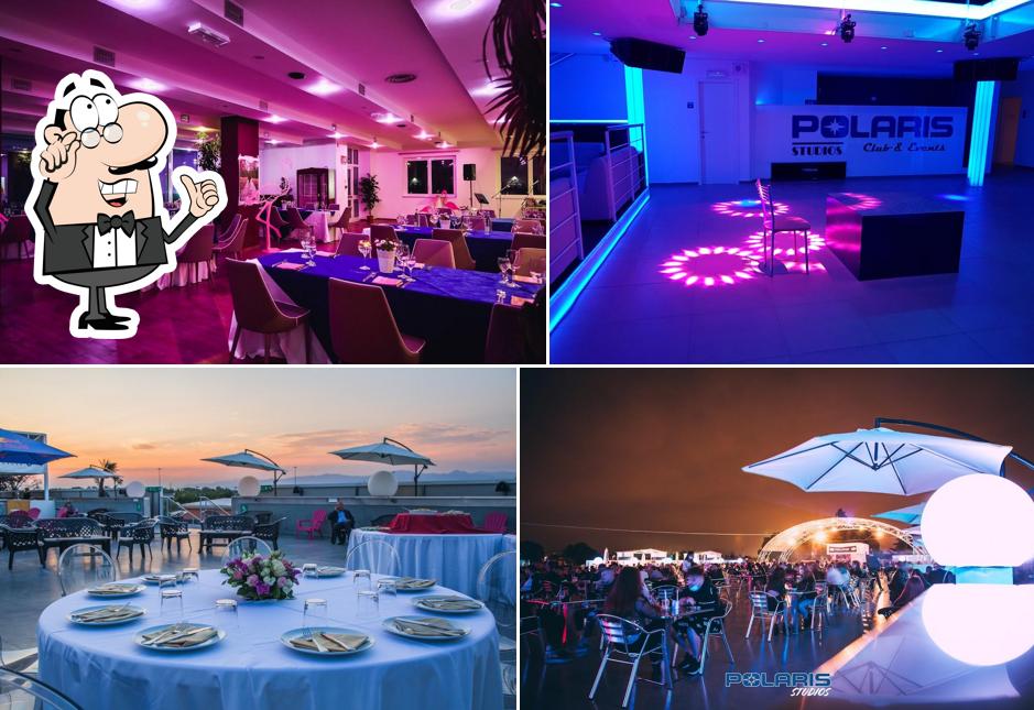 Siediti a un tavolo di Polaris Studios