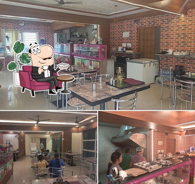 The interior of ANNAPURNA NAIVEDYAM