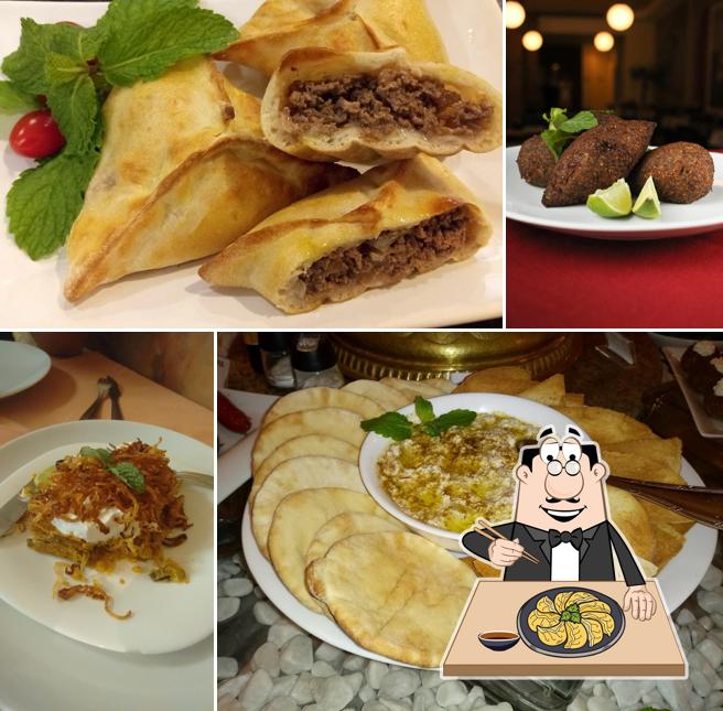 Gyoza em Niazi Restaurante Árabe