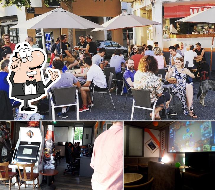 Installez-vous à l'une des tables de WarpZone Rennes