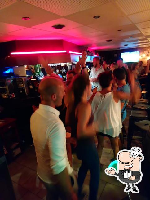 Voici une image de Temple Bar Grasse